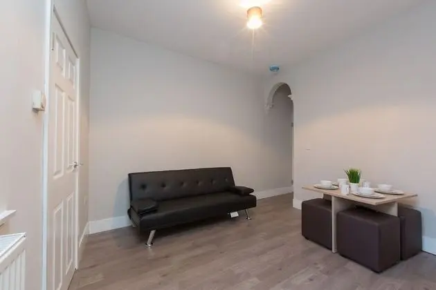 Ev, Özel Banyo (4 Bedroom)
