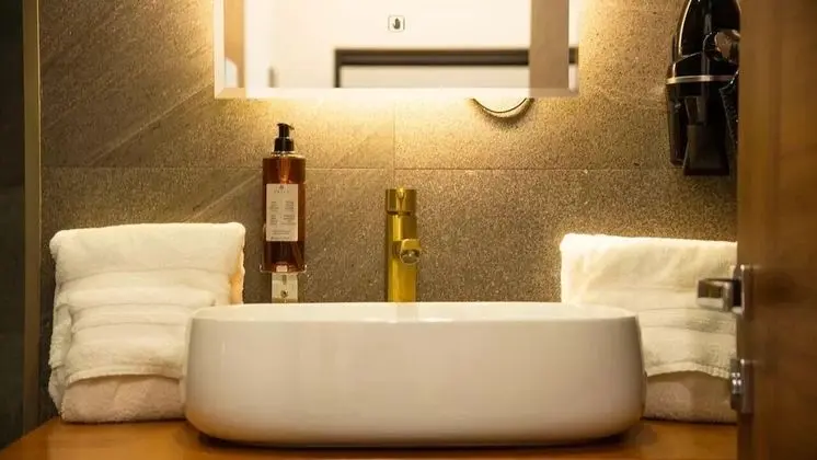 Deluxe Tek Büyük Yataklı Oda, 1 En Büyük (King) Boy Yatak, Şehir Manzaralı