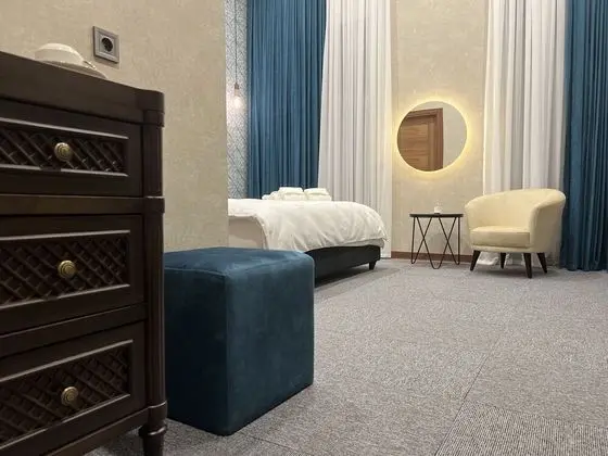 Luxury Tek Büyük Yataklı Oda, 1 En Büyük (King) Boy Yatak, Balkon, Şehir Manzaralı