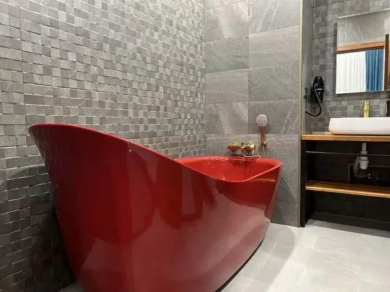 Luxury Tek Büyük Yataklı Oda, 1 En Büyük (King) Boy Yatak, Balkon, Şehir Manzaralı