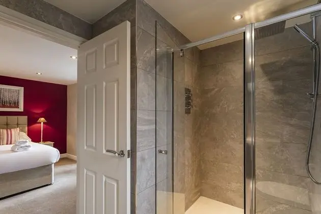 Superior Ev, Özel Banyo