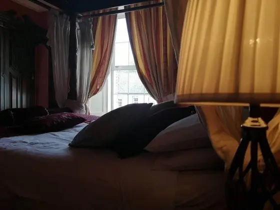 Classic Tek Büyük Yataklı Oda, Avlu Manzaralı