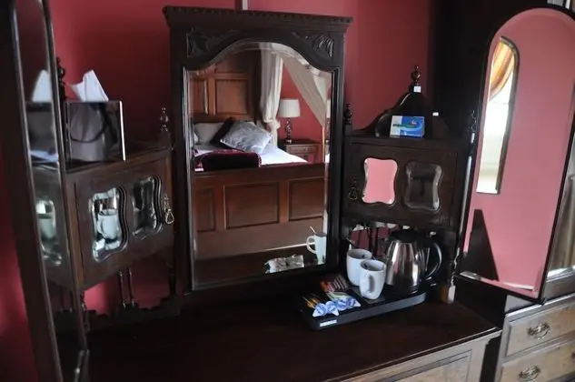 Classic Tek Büyük Yataklı Oda, Avlu Manzaralı