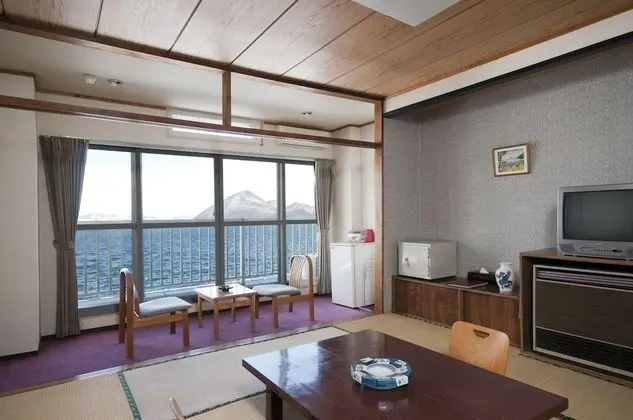 Traditional Oda, Göl Manzaralı (Japanese Style, Breakfast Included)