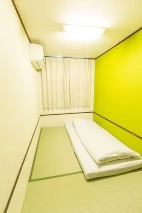 Tek Kişilik Oda, Japon Şiltesi, Sigara İçilmez (with A/C, Heater)