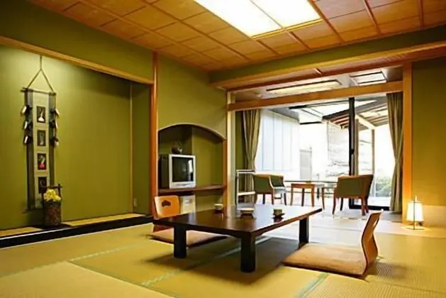 Traditional Oda (Japanese-Style Room)