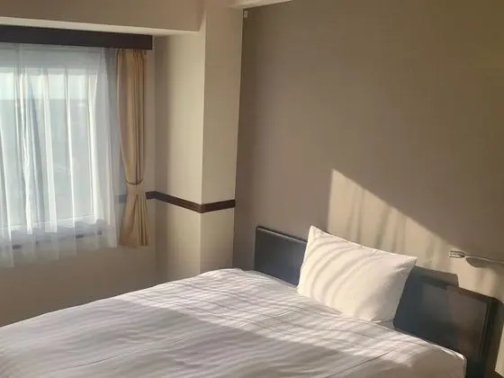 Tek Kişilik Oda, Sigara İçilmez