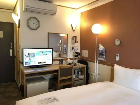 Standard Tek Kişilik Oda, Sigara İçilebilir