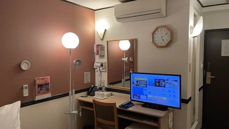Standard Tek Kişilik Oda, Sigara İçilebilir