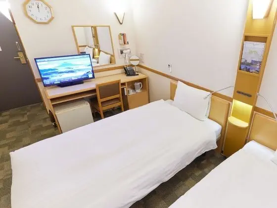 İki Ayrı Yataklı Oda, 2 Yatak Odası, Sigara İçilebilir