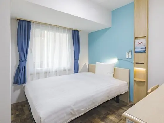 Tek Kişilik Oda, Sigara İçilebilir