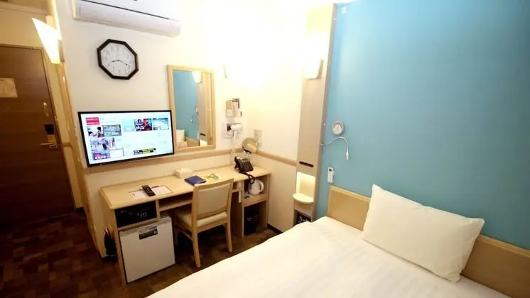 Tek Kişilik Oda, Sigara İçilebilir