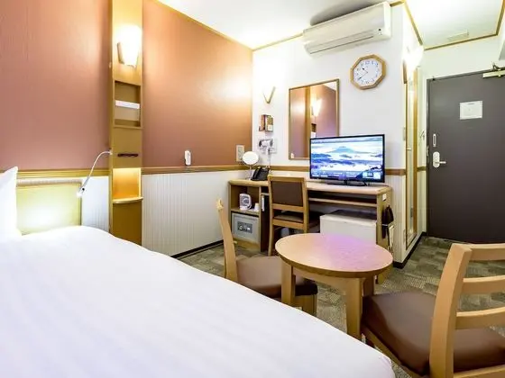 Deluxe Tek Kişilik Oda, Sigara İçilebilir