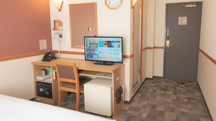 Deluxe Tek Kişilik Oda, Sigara İçilebilir