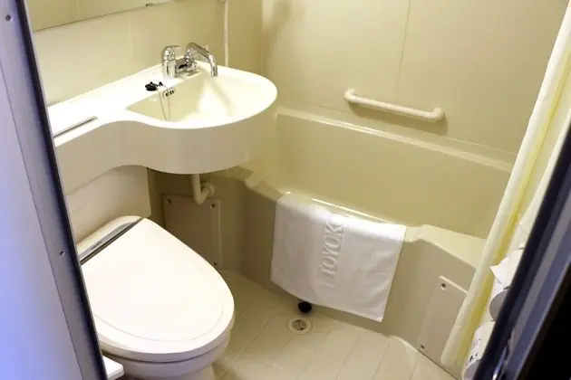 Tek Kişilik Oda, Sigara İçilebilir