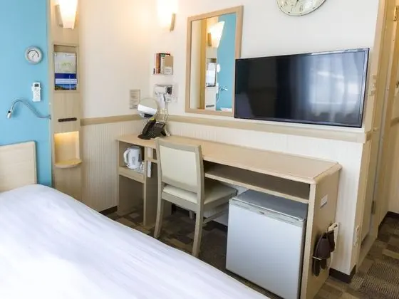 Tek Kişilik Oda, Sigara İçilmez