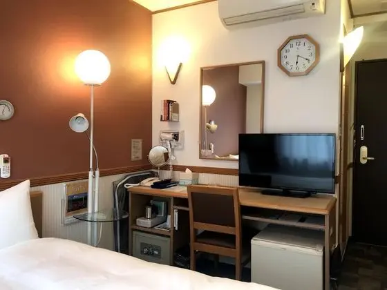 Deluxe Tek Kişilik Oda, Sigara İçilebilir