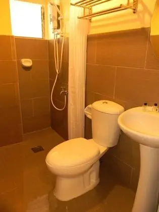 Ortak Ranzalı Oda, Karma Ranzalı Oda (6 Bed)