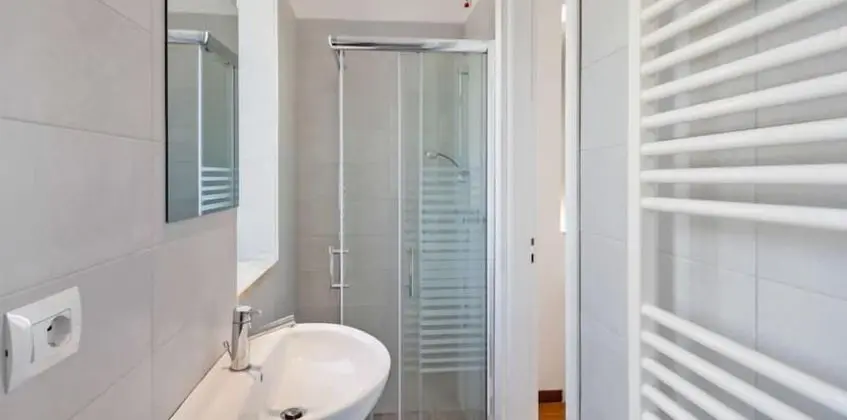 Apart Daire, 5 Yatak Odası