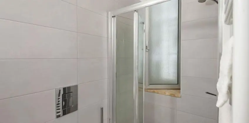 Apart Daire, 5 Yatak Odası