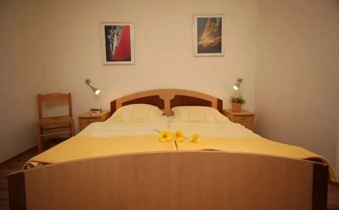 Apart Daire, 2 Yatak Odası, Teras (Apt 3)