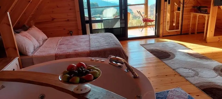 1+1 Bungalov, Deniz ve Doğa Manzaralı, Verandalı