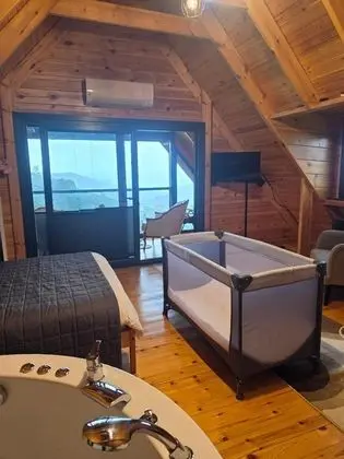 1+1 Bungalov, Deniz ve Doğa Manzaralı, Verandalı