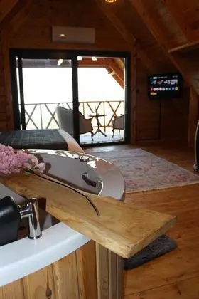 Bungalow, Deniz ve Doğa Manzaralı, Şömineli ve Jakuzili