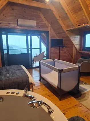 Bungalow, Deniz ve Doğa Manzaralı, Şömineli ve Jakuzili