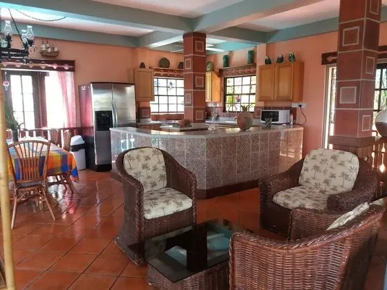 Family Villa, 3 Yatak Odası, Kişiye Özel Havuzlu, Deniz Manzaralı