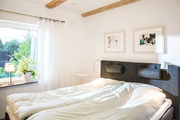 Ev, Bahçe Manzaralı