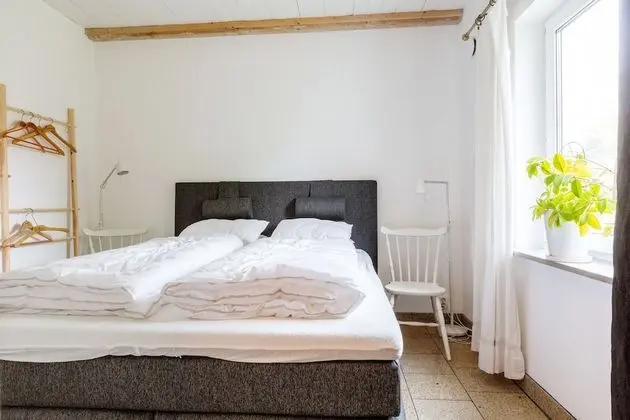 Ev, Bahçe Manzaralı