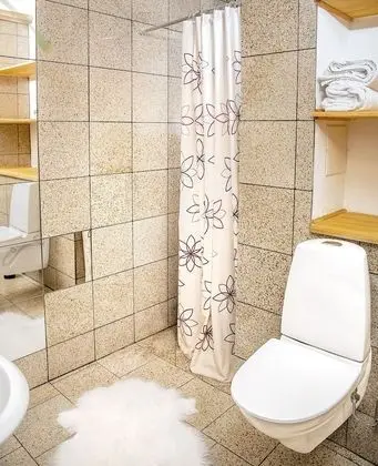 Ev, Bahçe Manzaralı