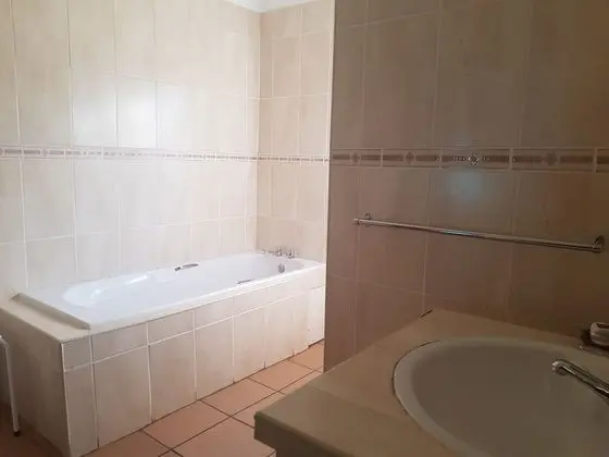 Romantic Kır Evi, Bahçe Manzaralı (Big Rondavel)