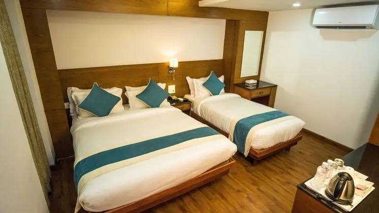 Classic Üç Kişilik Oda