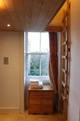 Apart Daire (5 Bedrooms)