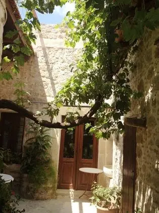 House, 1 Bedroom Yard (Afrodite)