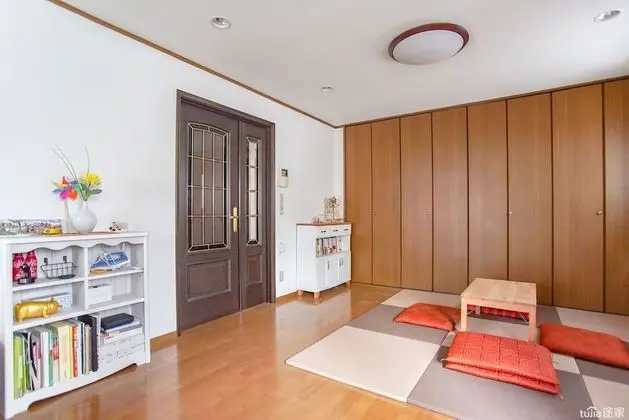 Ev (Private Vacation (Home))