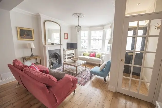 Ev (3 Bedrooms)