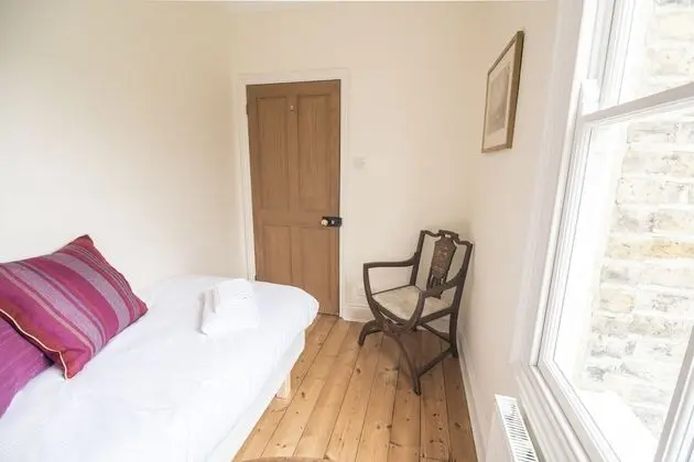 Ev (3 Bedrooms)