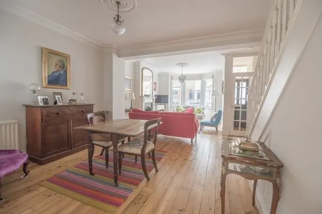 Ev (3 Bedrooms)