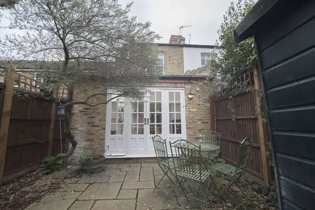 Ev (3 Bedrooms)