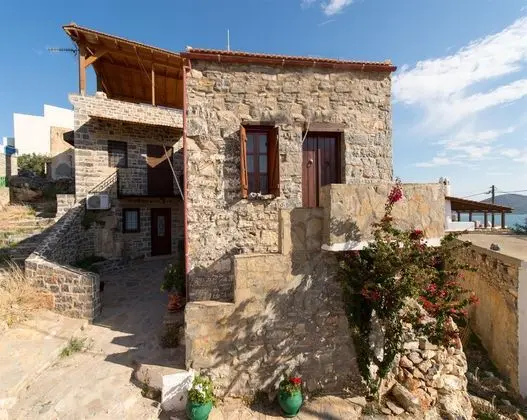 Villa Capacity 3
