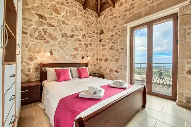 Traditional Villa, 3 Yatak Odası, Kişiye Özel Havuzlu, Deniz Manzaralı