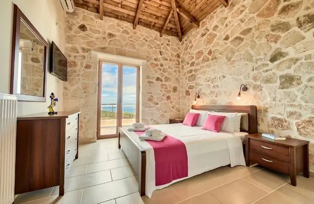 Traditional Villa, 3 Yatak Odası, Kişiye Özel Havuzlu, Deniz Manzaralı