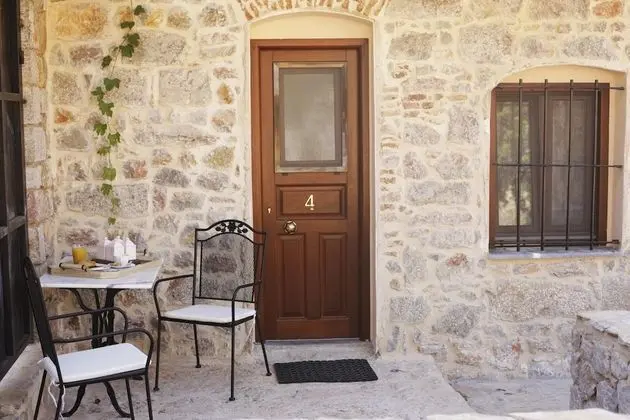 Tek Büyük Yataklı Oda, 2 Tek Kişilik Yatak