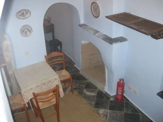 Üç Kişilik Oda