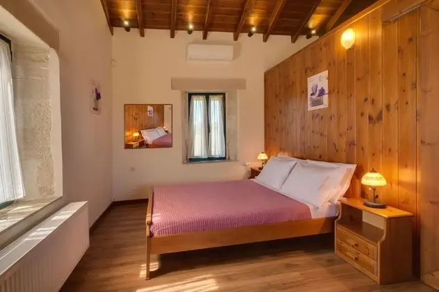 Traditional Ioannis Cottage with Ecological Heated Pool