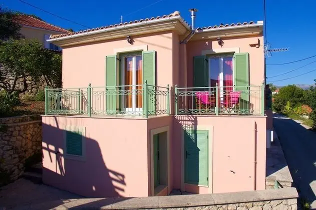Deluxe Kır Evi
