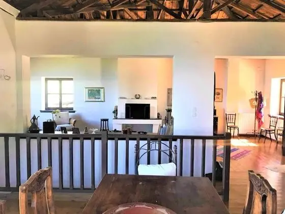Villa, 4 Yatak Odası, Şömine